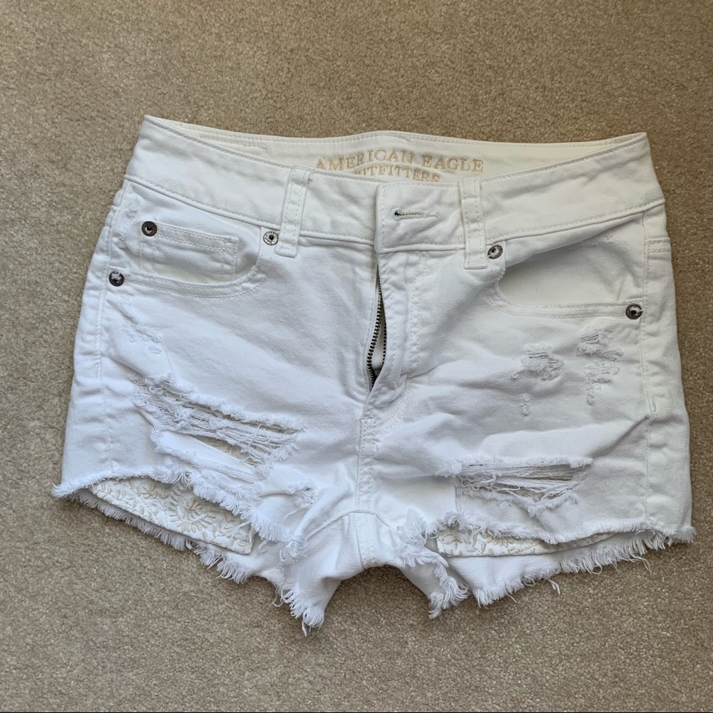 High-rise denim short